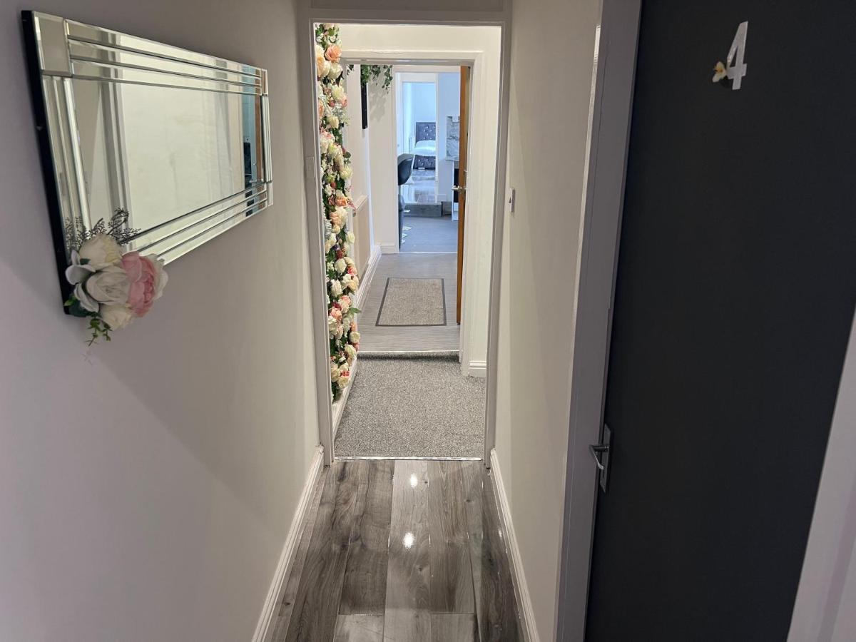 Zams Rooms Stoke-on-Trent المظهر الخارجي الصورة