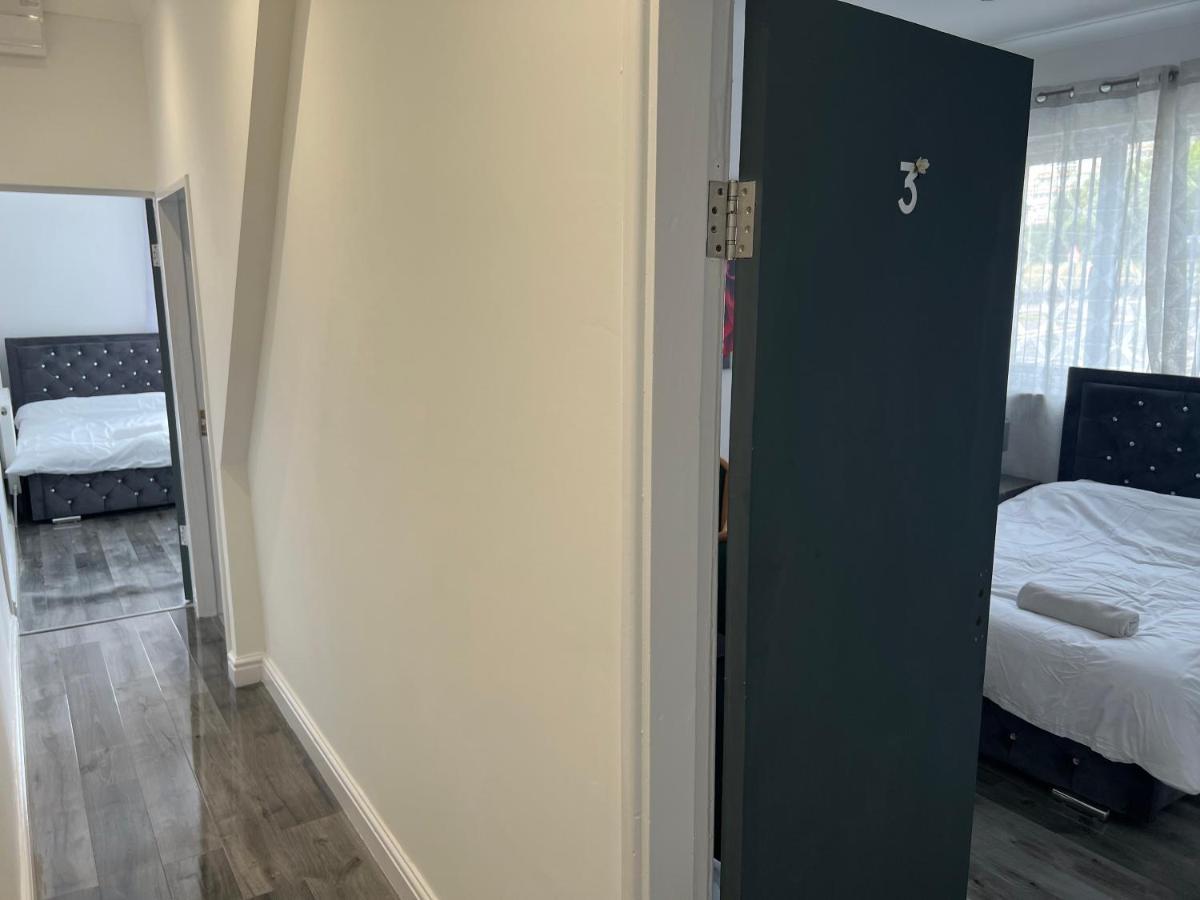 Zams Rooms Stoke-on-Trent المظهر الخارجي الصورة