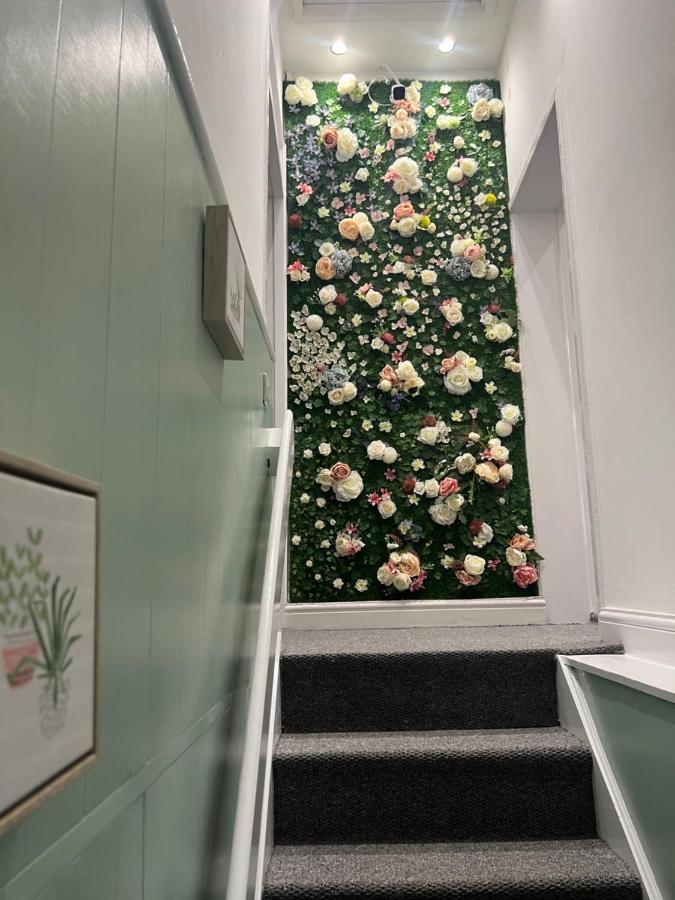 Zams Rooms Stoke-on-Trent المظهر الخارجي الصورة